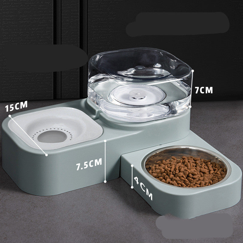 Water Dispenser Is Mobile And Unplugged Automatic Water Feeder For Pets.
